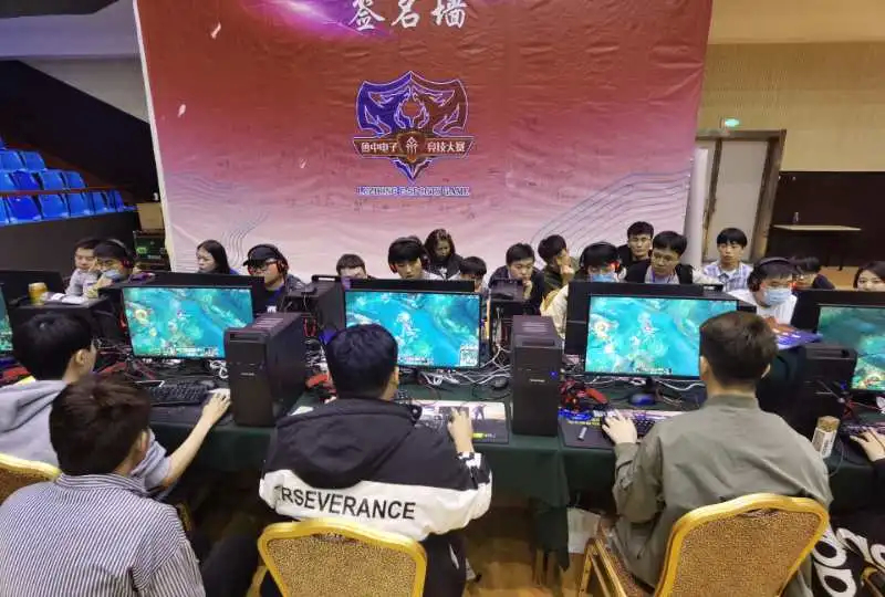 期的比賽為 期的比賽為